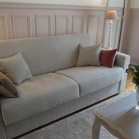 Chambre D Hote : Louvre Elegant Apt Suite Paris Bagian luar foto