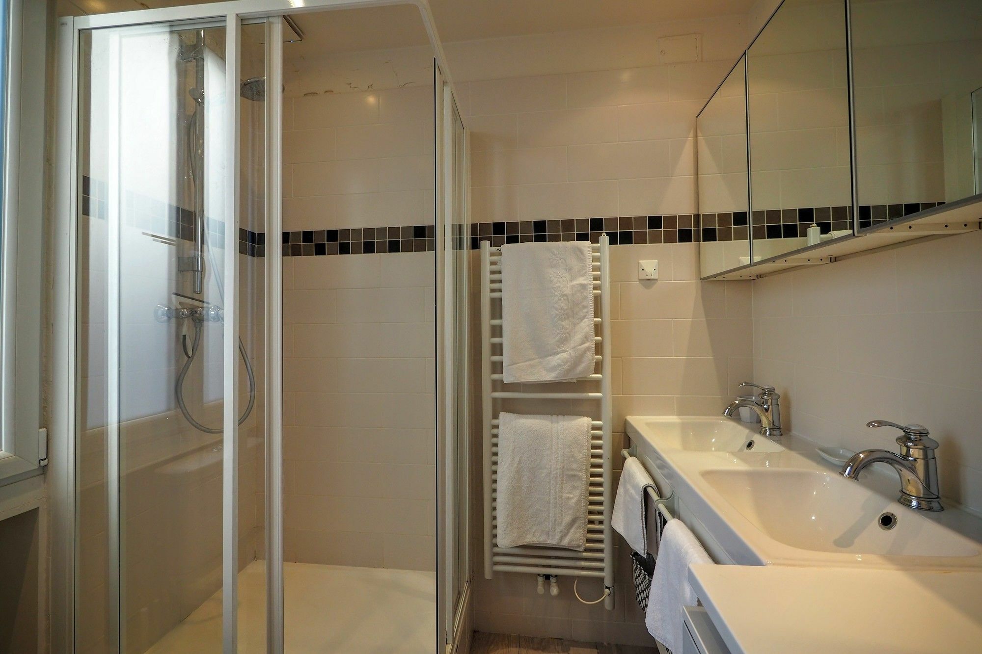 Chambre D Hote : Louvre Elegant Apt Suite Paris Bagian luar foto