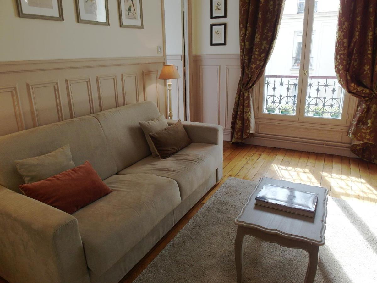 Chambre D Hote : Louvre Elegant Apt Suite Paris Ruang foto