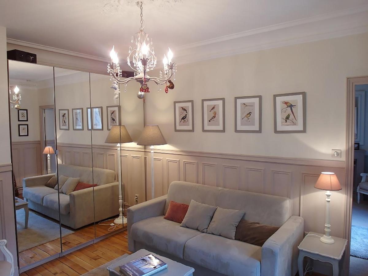 Chambre D Hote : Louvre Elegant Apt Suite Paris Bagian luar foto